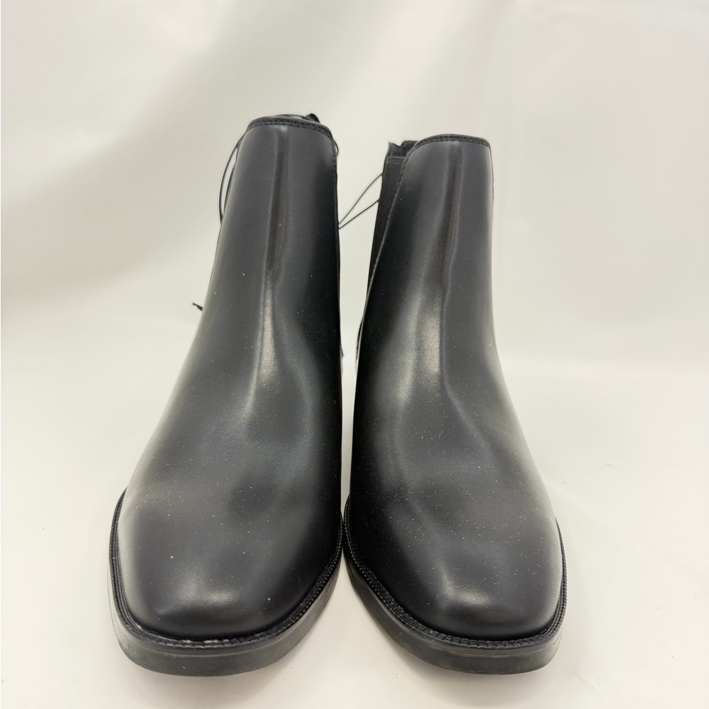 New Calvin Klein Men’s  Brayden Slip on Boots Black 9 No Box Classy Modern - Picture 3 of 11